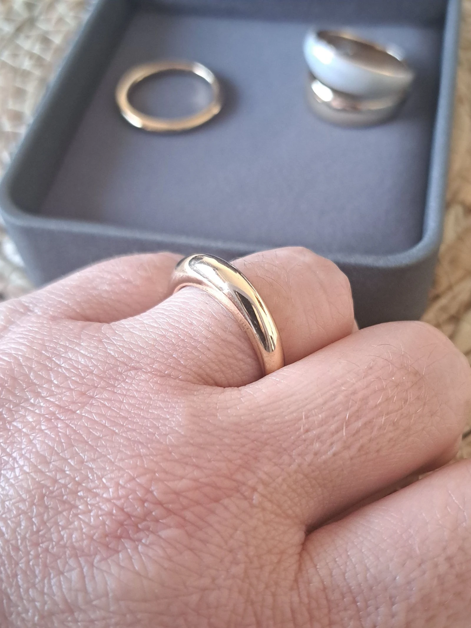 Luxe gouden roestvrijstalen ringenset • Minimalistische stapelringen – photo 5